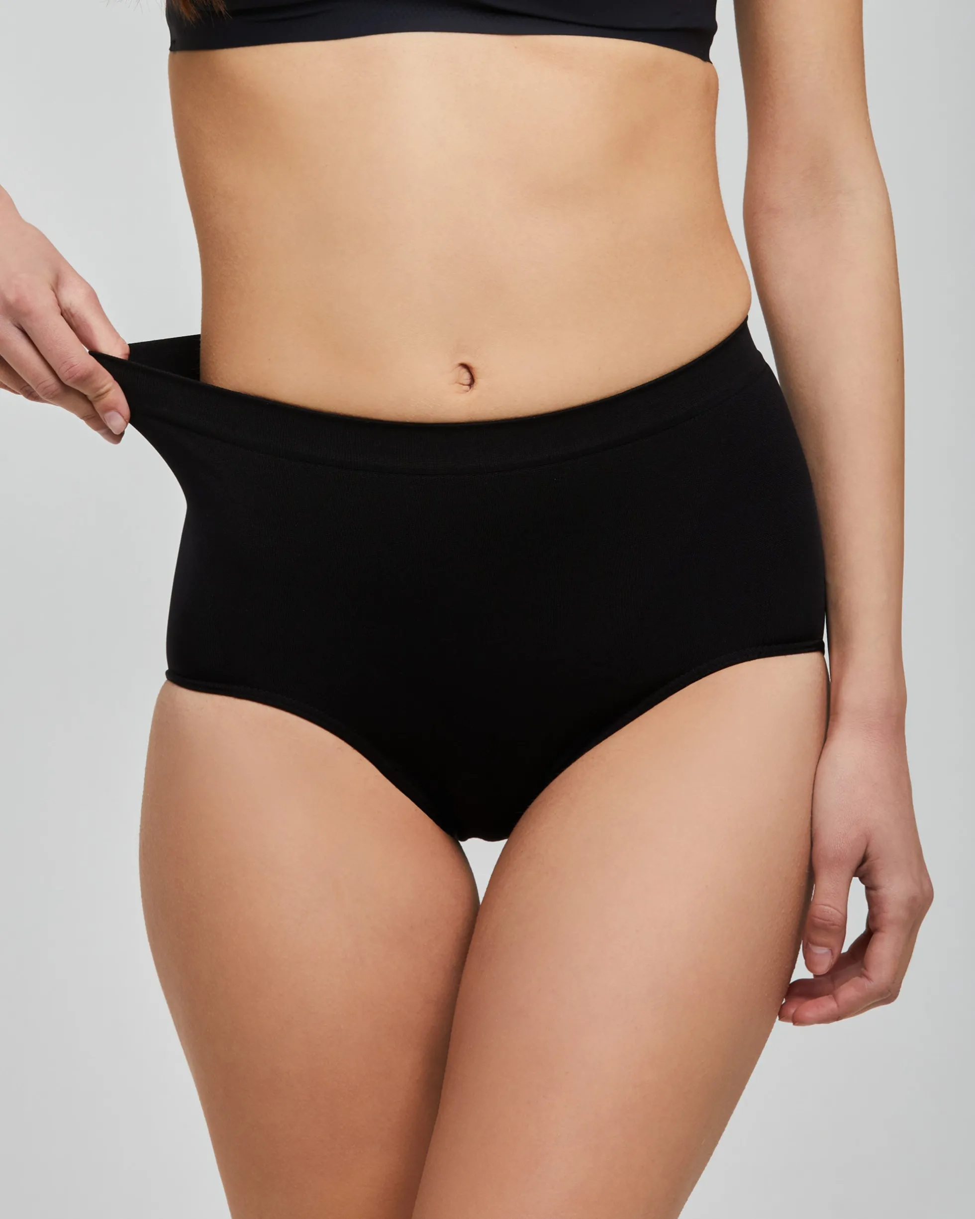 SLIP SEAMLESS CONTENITIVO