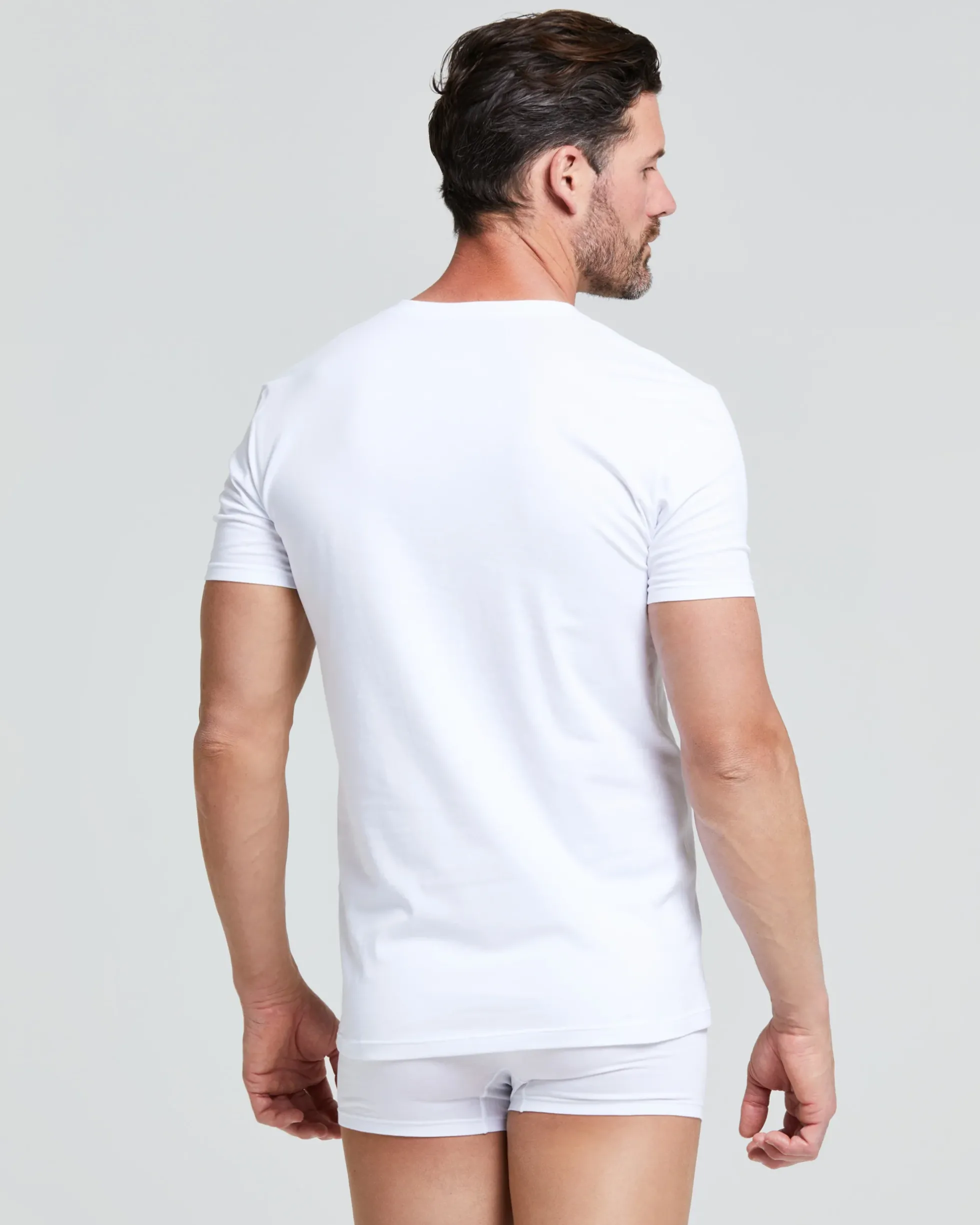 T-SHIRT SCOLLO V